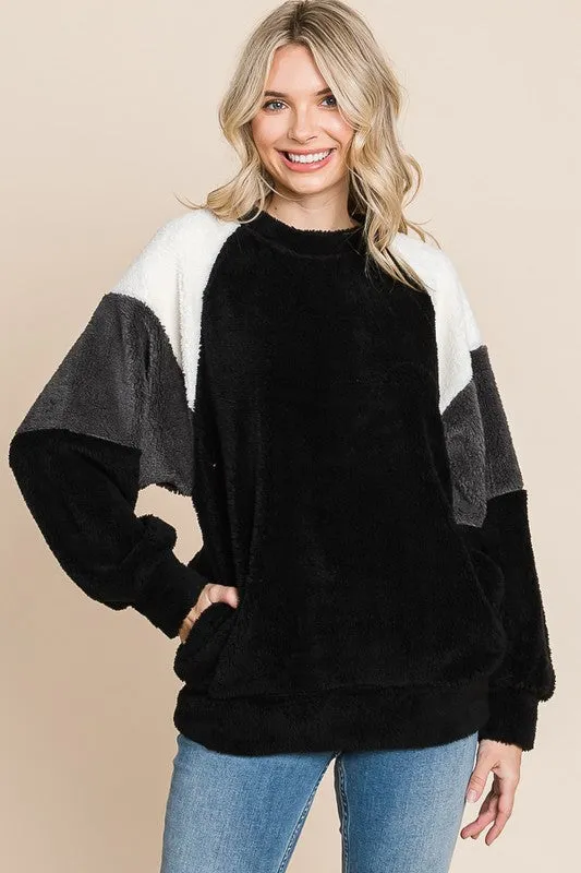 Color Block Faux Fur Raglan Sleeve Sweatshirt