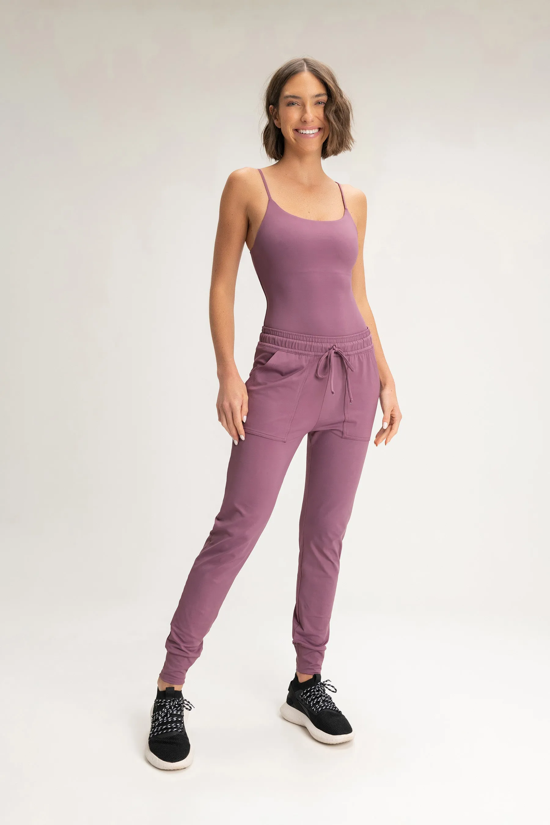 Essential Wellness Tie Pants