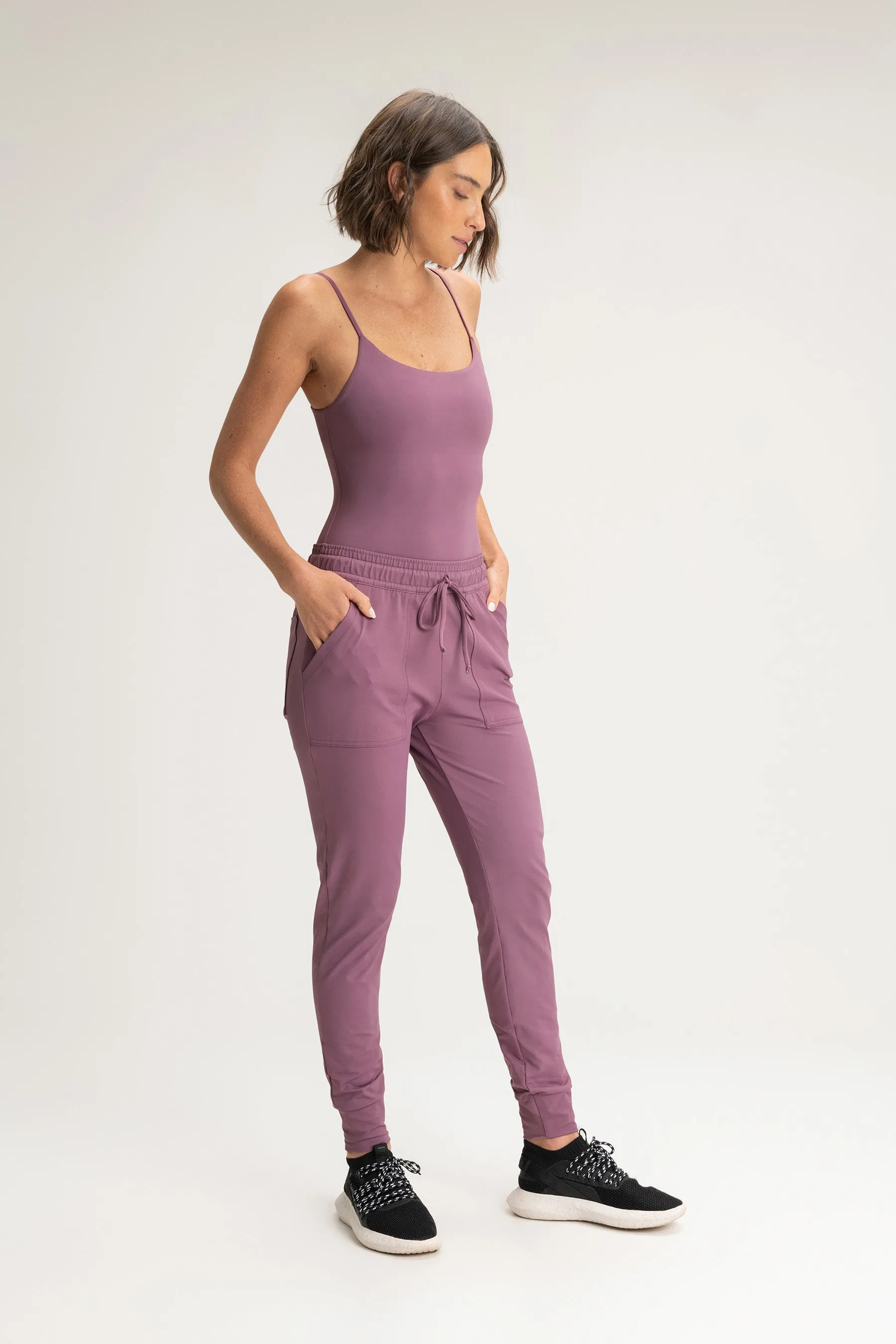 Essential Wellness Tie Pants