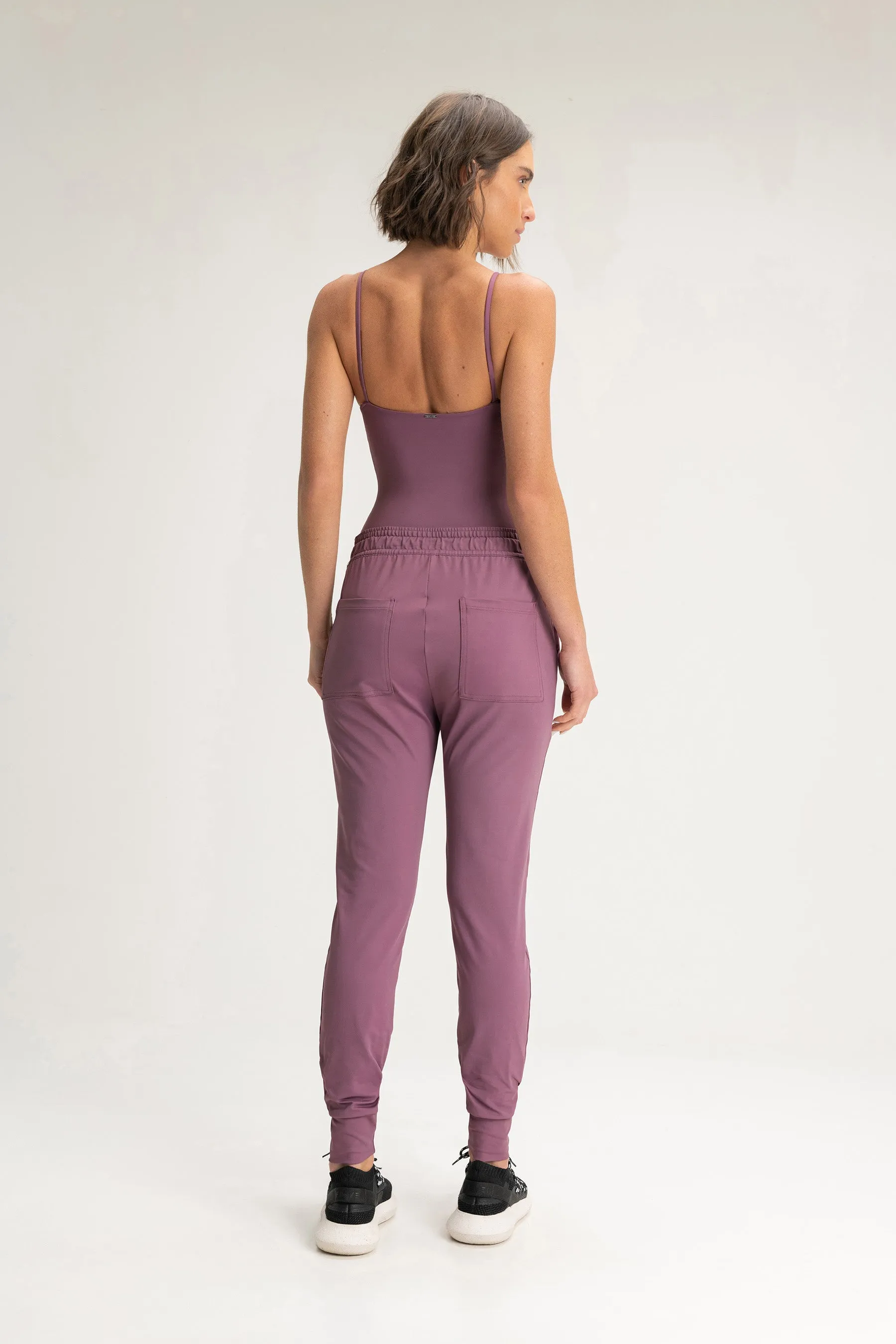 Essential Wellness Tie Pants