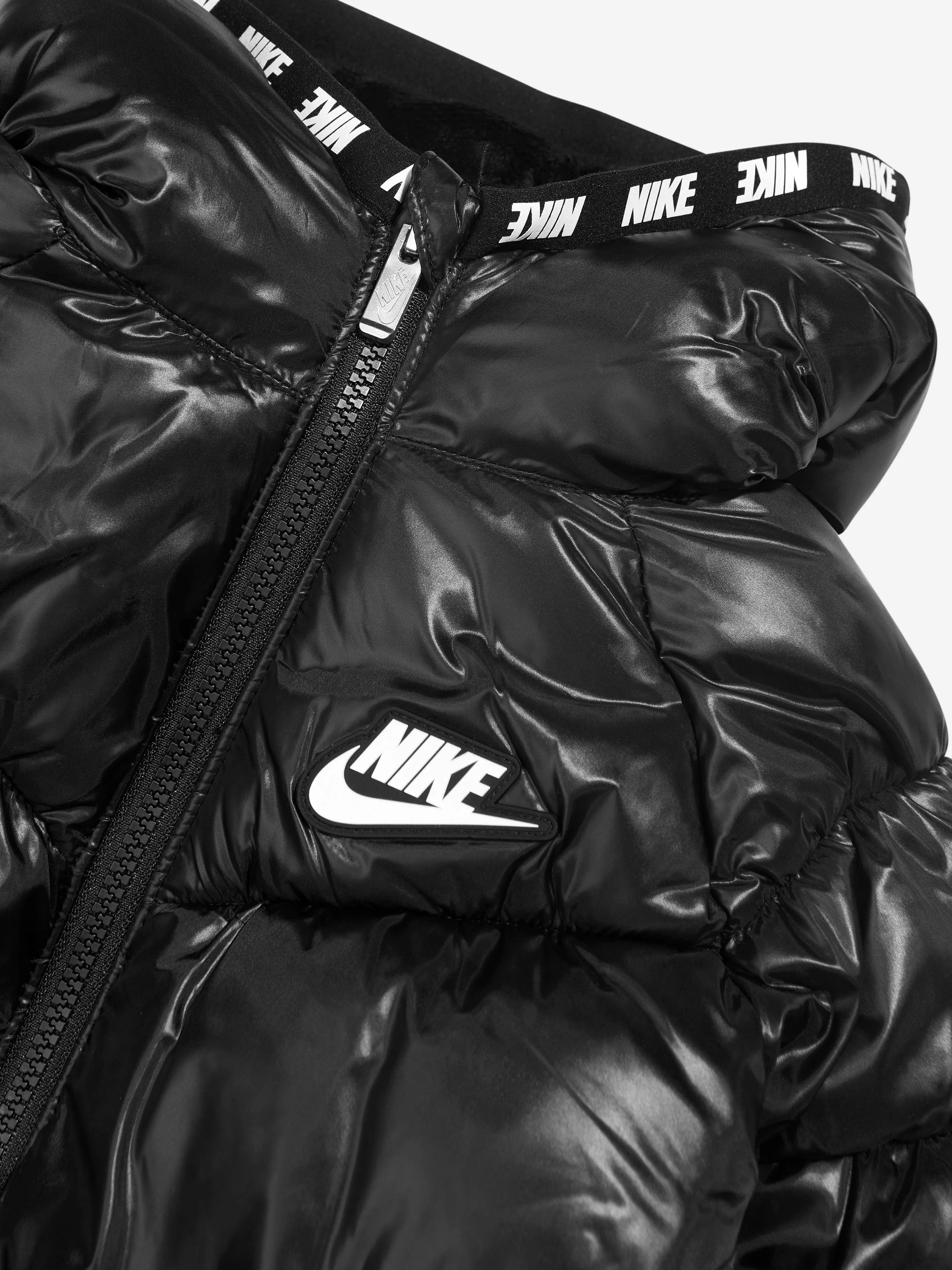 Nike Girls Chevron Cinched Puffer Jacket in Black